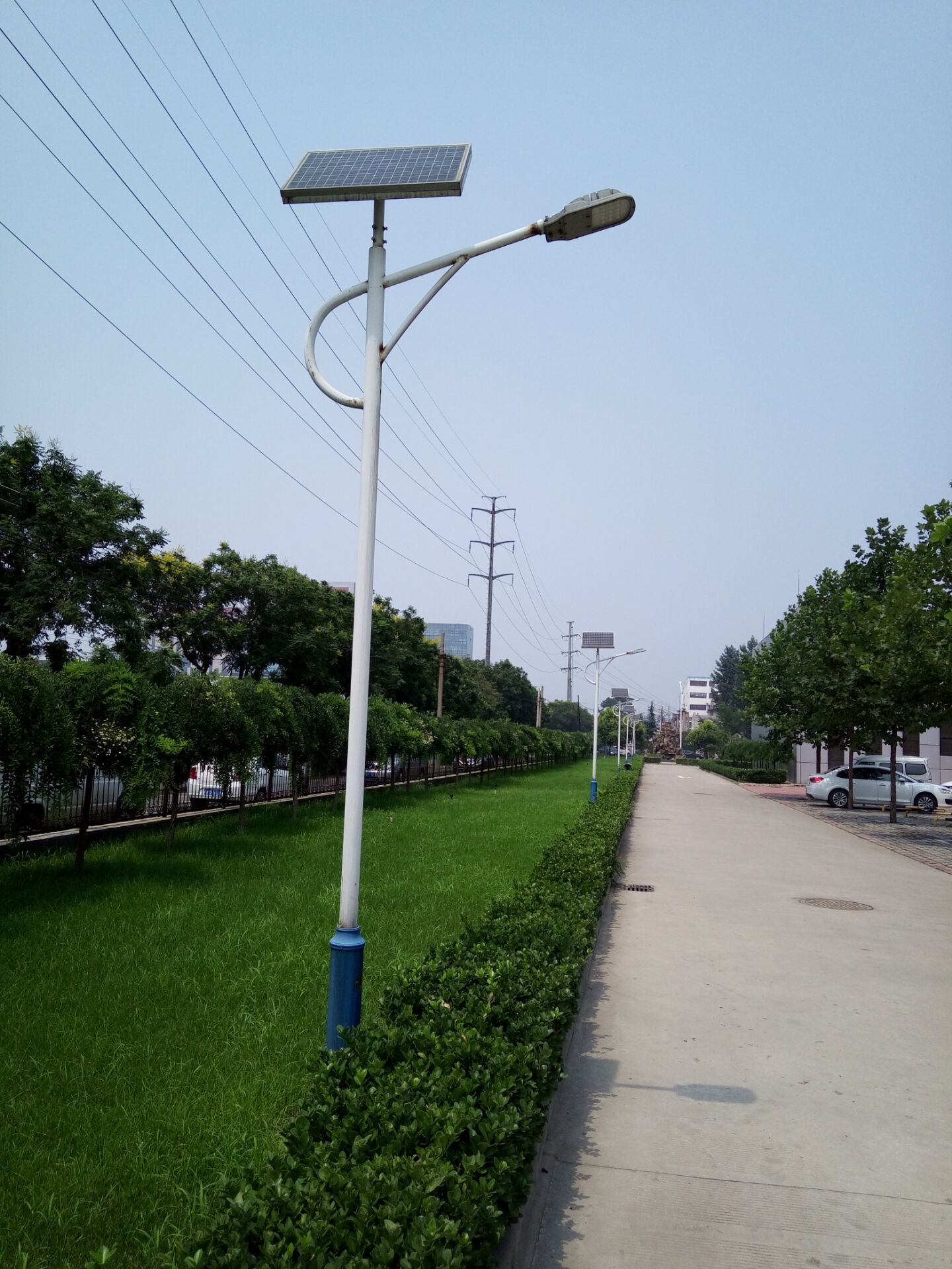 吳忠太陽(yáng)能路燈與路燈桿 本土廠家的崛起與選擇指南